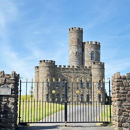 Romantic Rural Break In Countryside Castle Grounds Private Retreat Wizards Rest Bishops Tawton Exterior photo